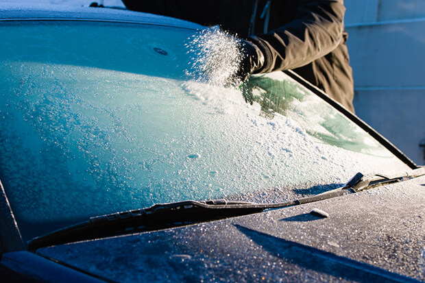 Here are some top tips on how to defrost your car safely