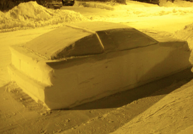 Canadian Cop Tries To Give Car Made Of Snow A Parking Ticket
